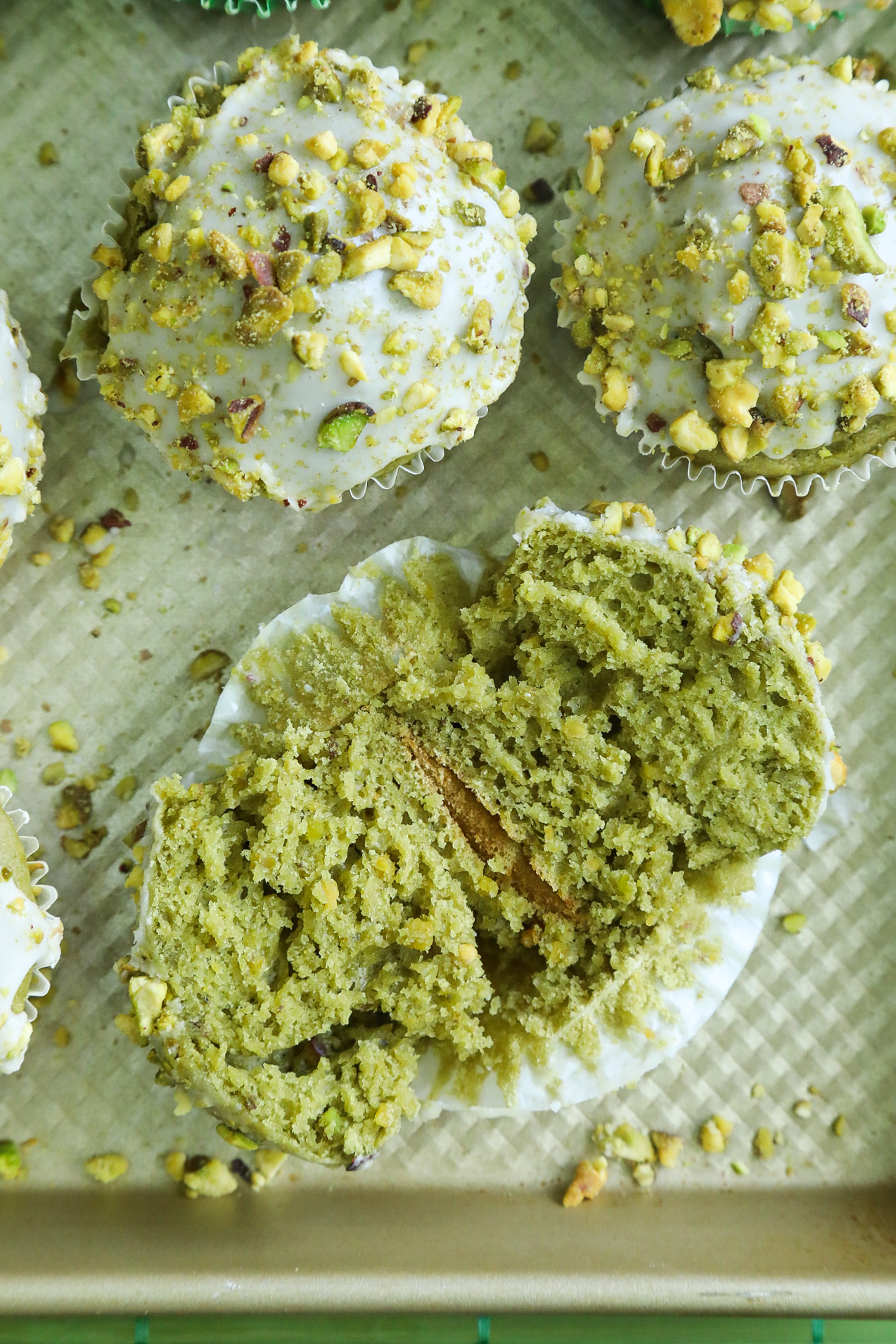 Matcha Pistachio Green Tea Muffins