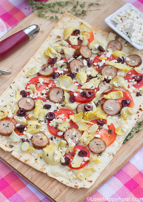 "Skinny" Greek Lavash Pizza #recipe #pizza #Greek 