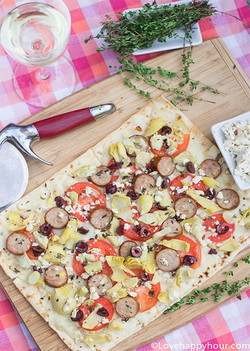 "Skinny" Greek Lavash Pizza #recipe #pizza #Greek 